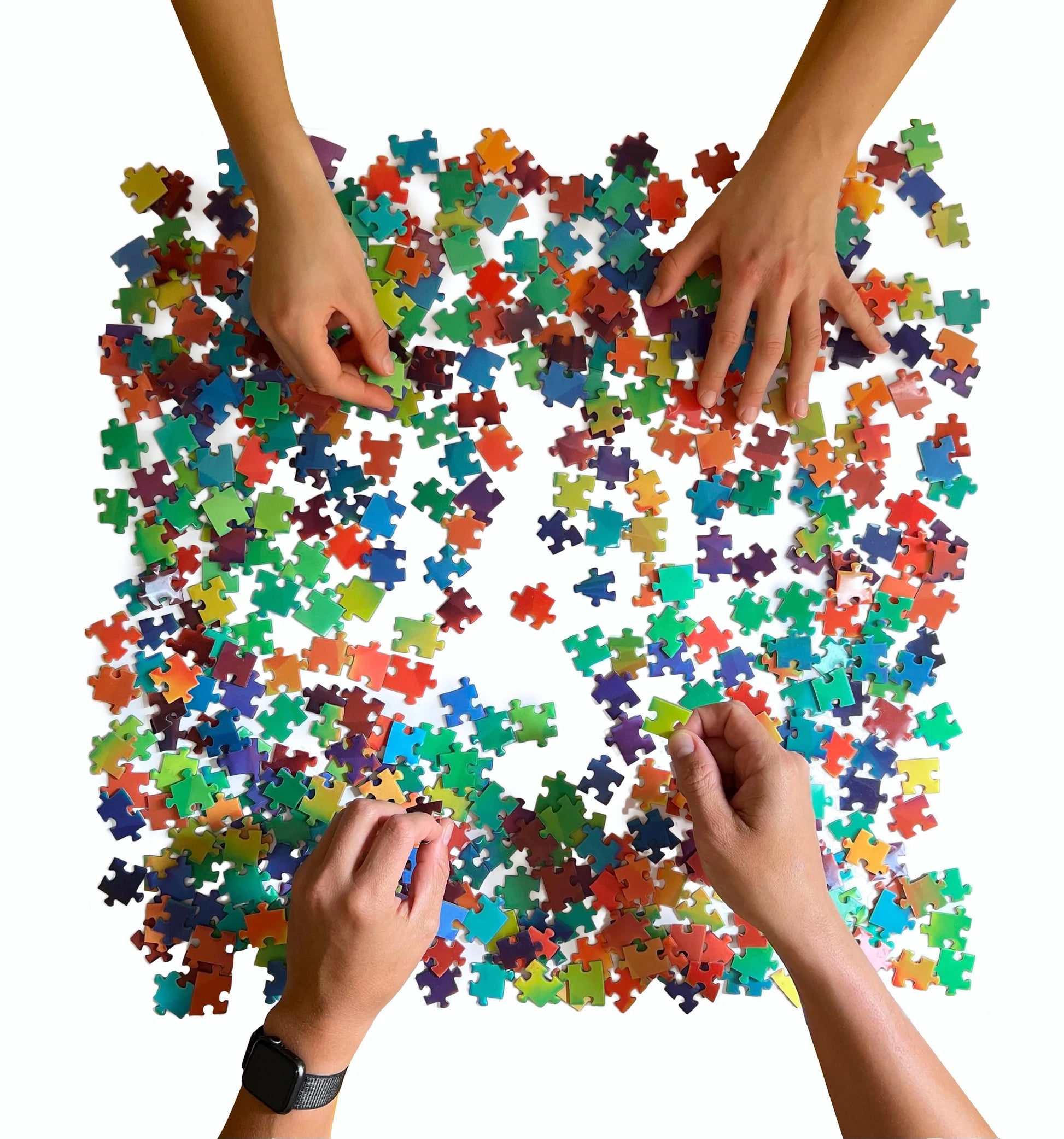 The Aeternus Aenigma colour puzzle assembled, colours overlapping