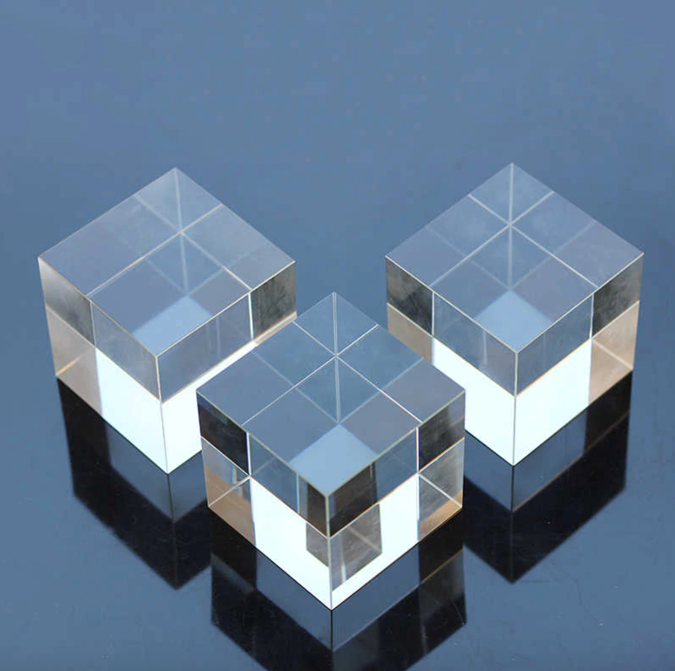 THE CUBE PRESENCE - CMY Cubes